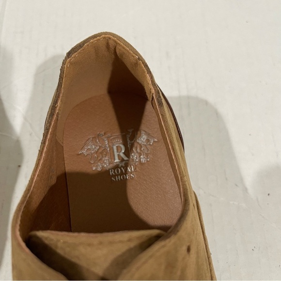 Men’s Royal Shoes Brown Faux Leather Dressy Oxfords Size 7.5 US! - Picture 8 of 11